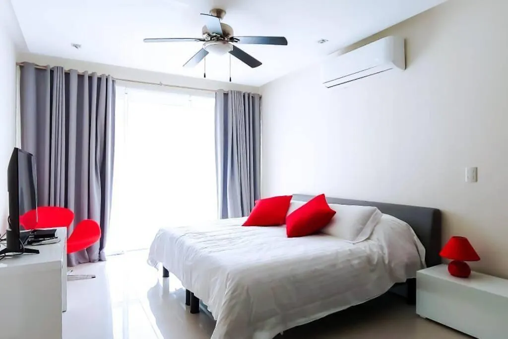 Luxury 2Be/2.5Ba Apartment On 12 Street Playa del Carmen