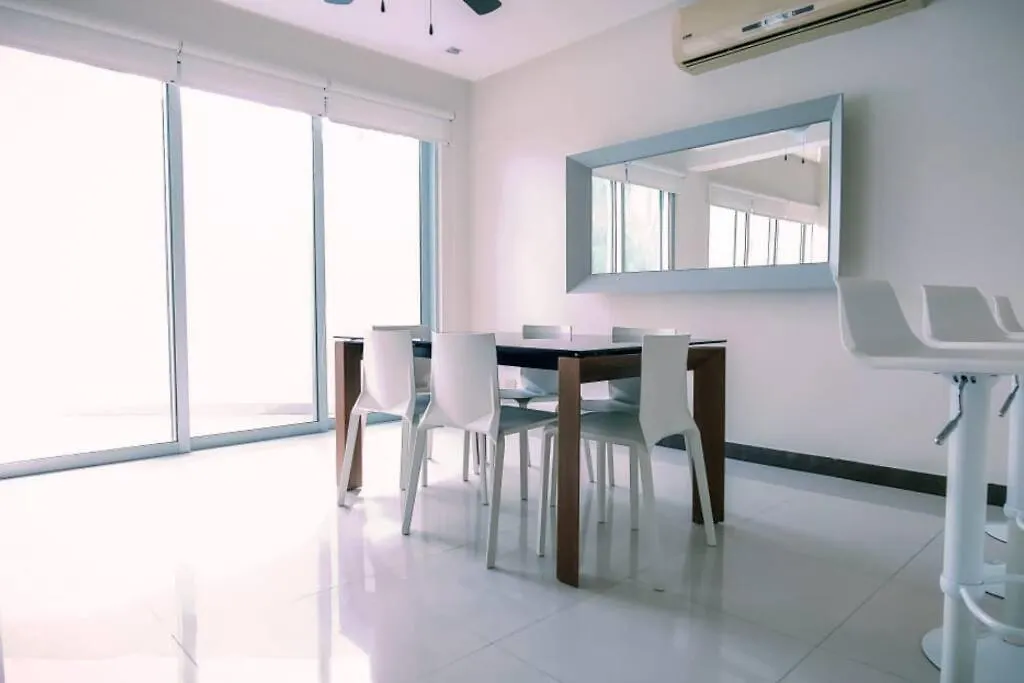 Luxury 2Be/2.5Ba Apartment On 12 Street Playa del Carmen