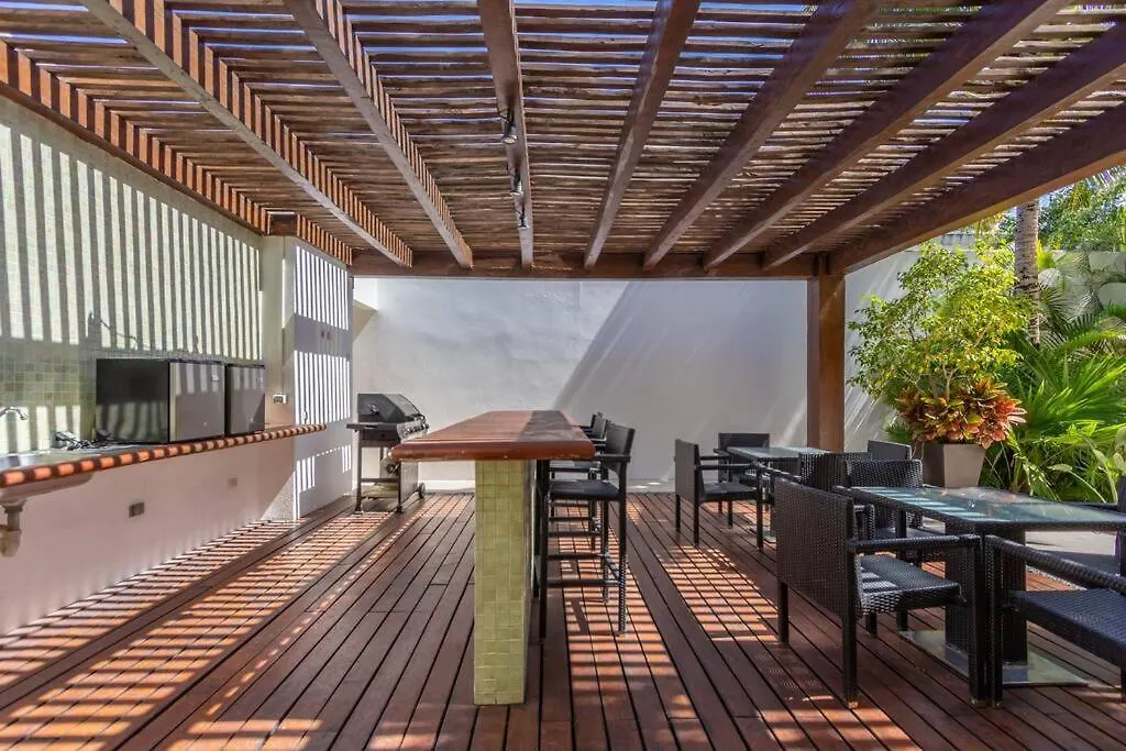 Luxury 2Be/2.5Ba Apartment On 12 Street Playa del Carmen